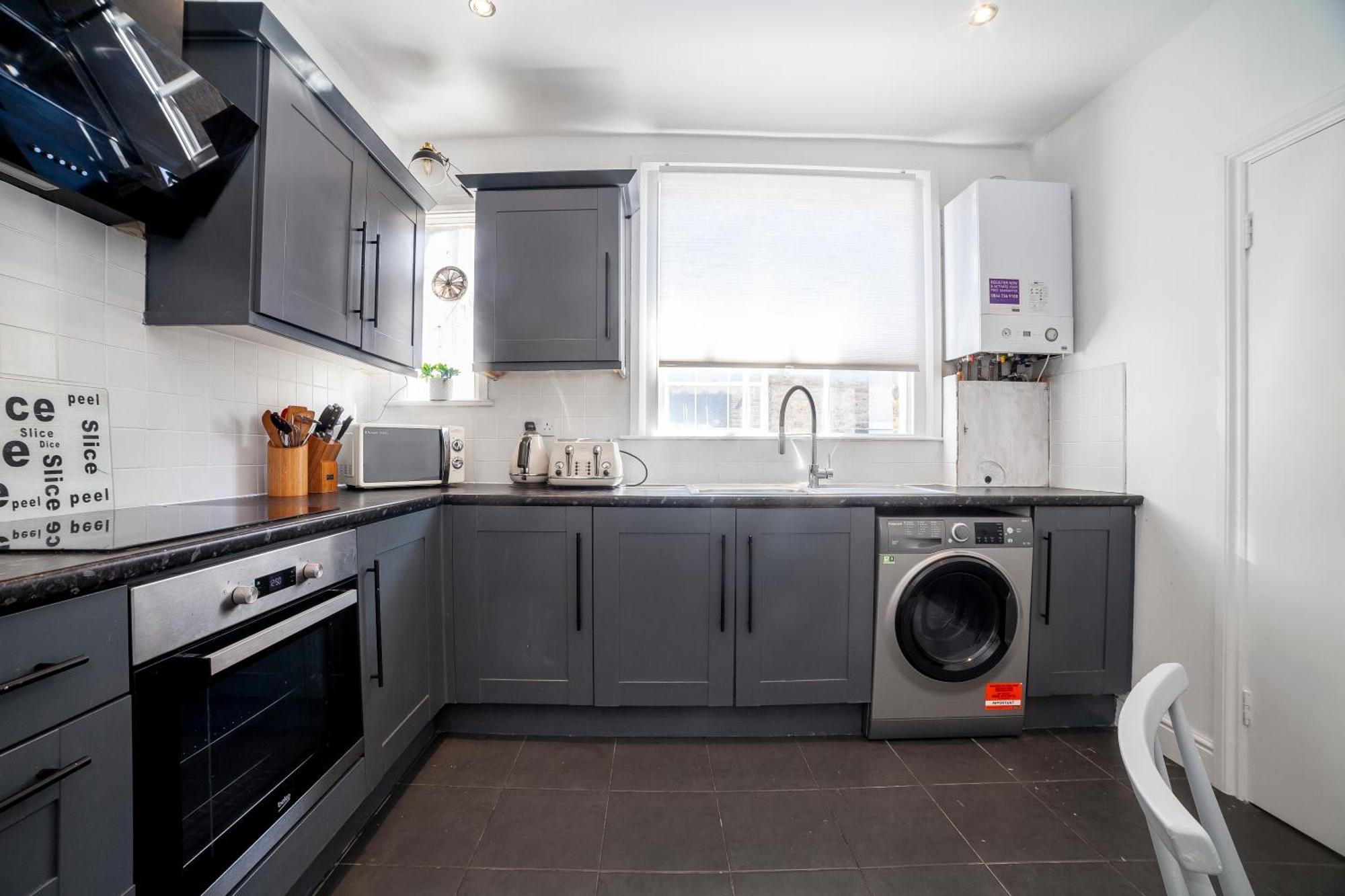 New Listing! Calming 2br Near Park, Herne Hill * Londra