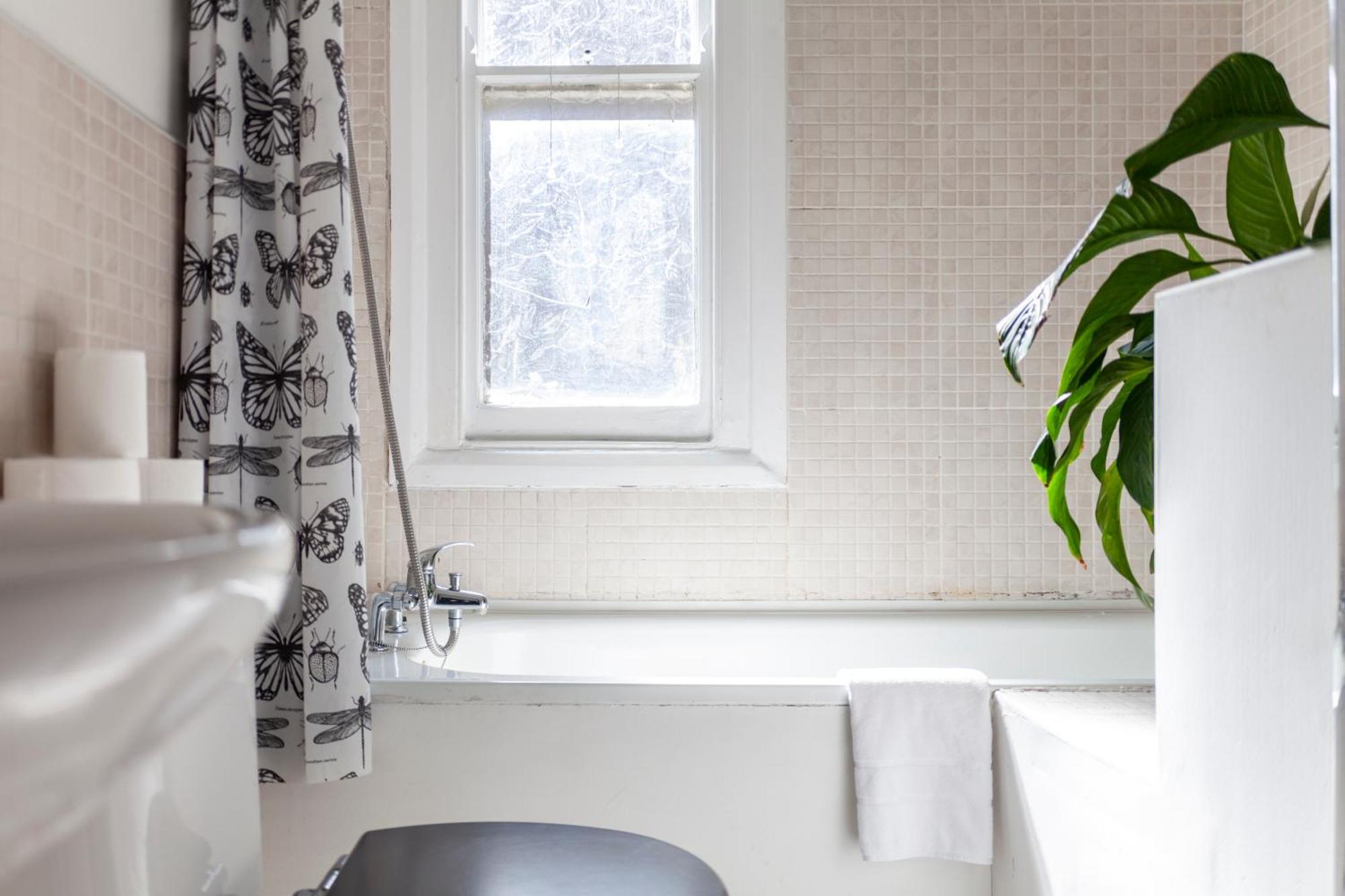 New Listing! Calming 2br Near Park, Herne Hill Londra