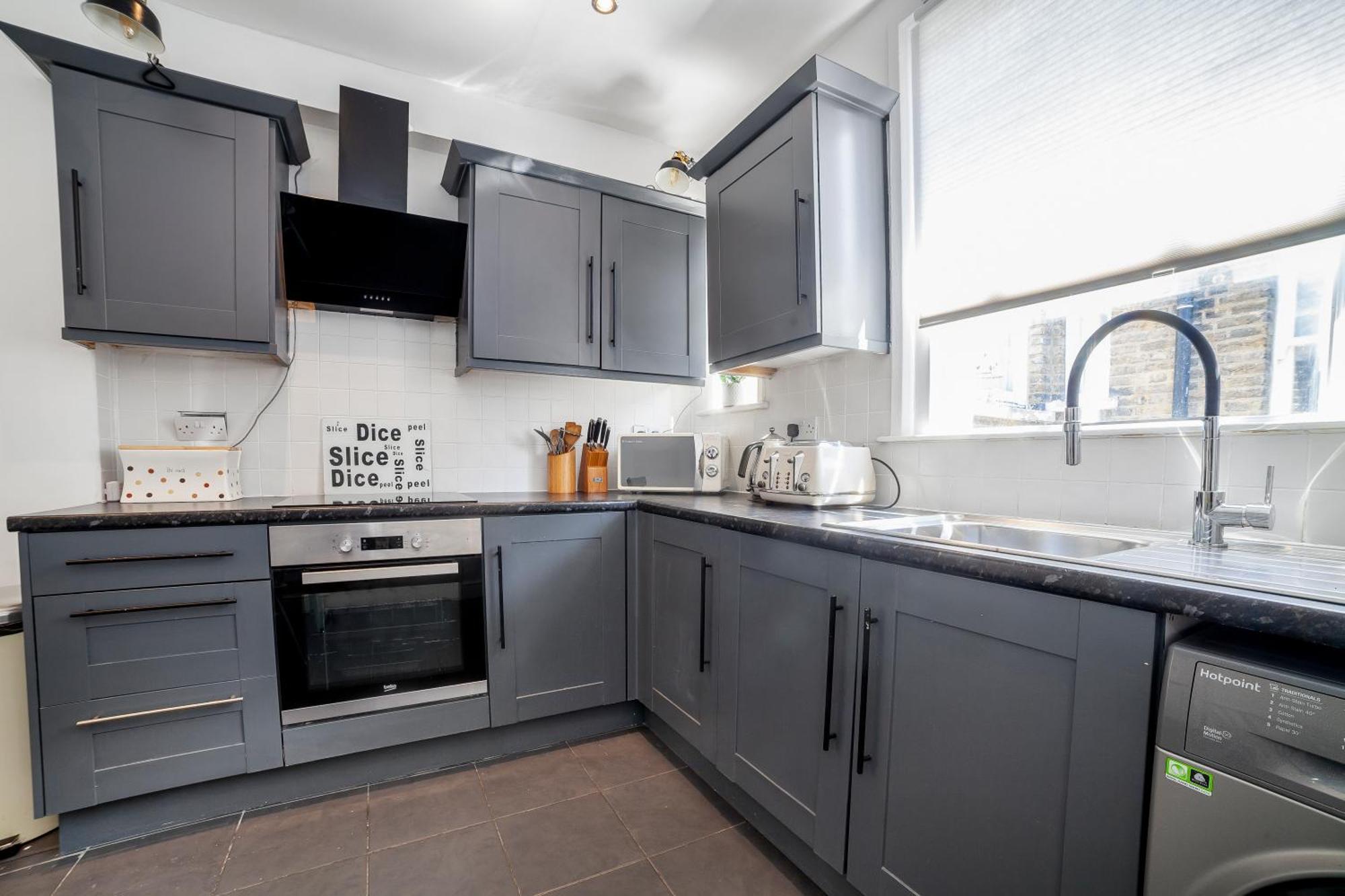 New Listing! Calming 2br Near Park, Herne Hill * Londra